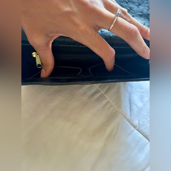 Joyrich Ostrich Shoulder Bag - Picture 7 of 12